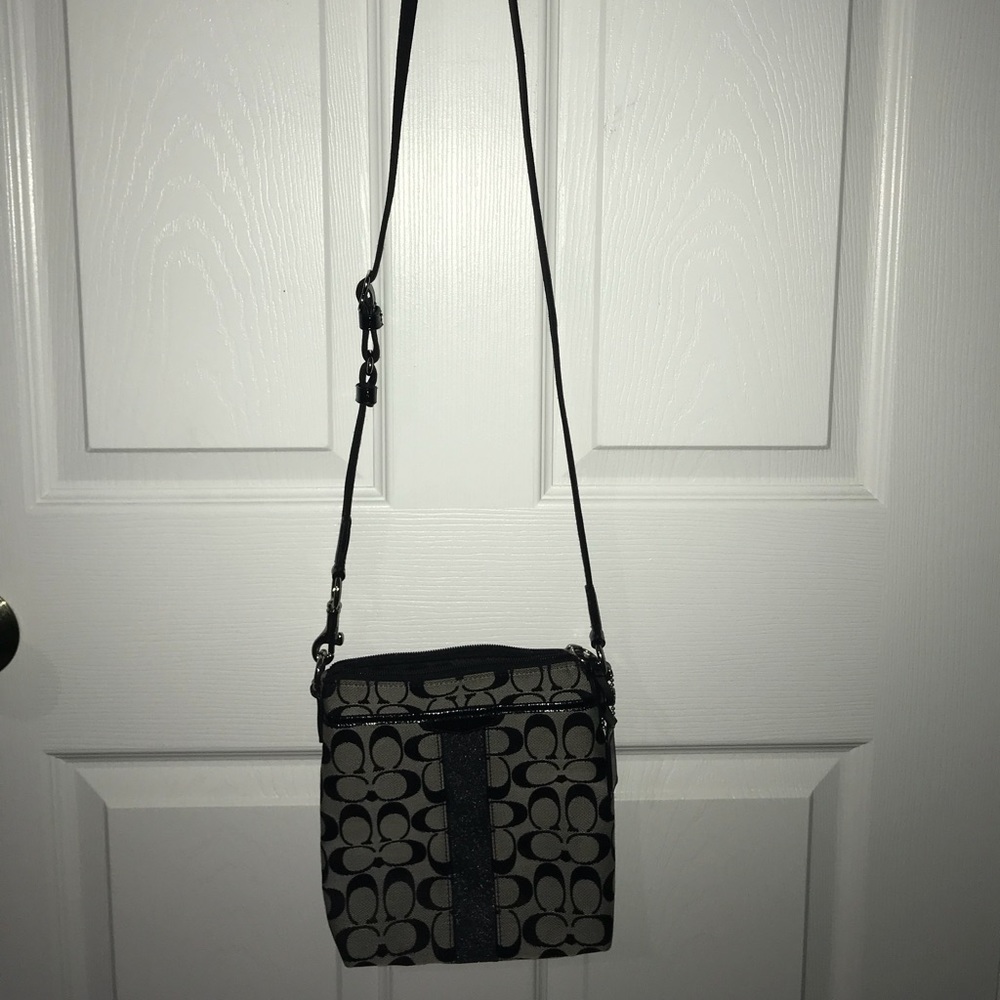 Coach Crossbody - Picture 4 of 4